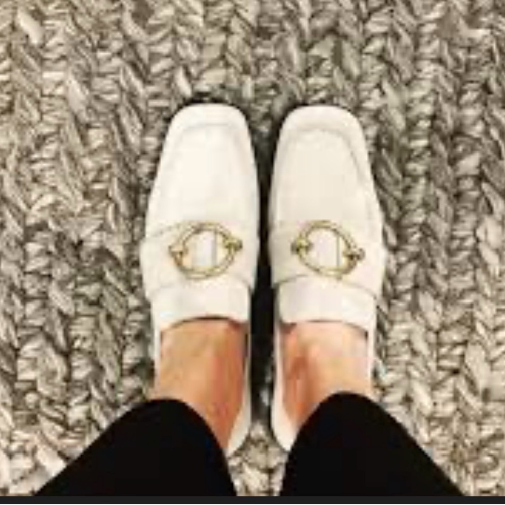 Frame Elegant White suede Loafers with Gold Accent